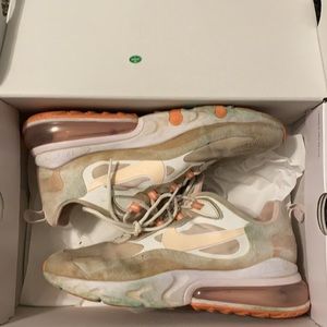 women’s air max 270 react size 10